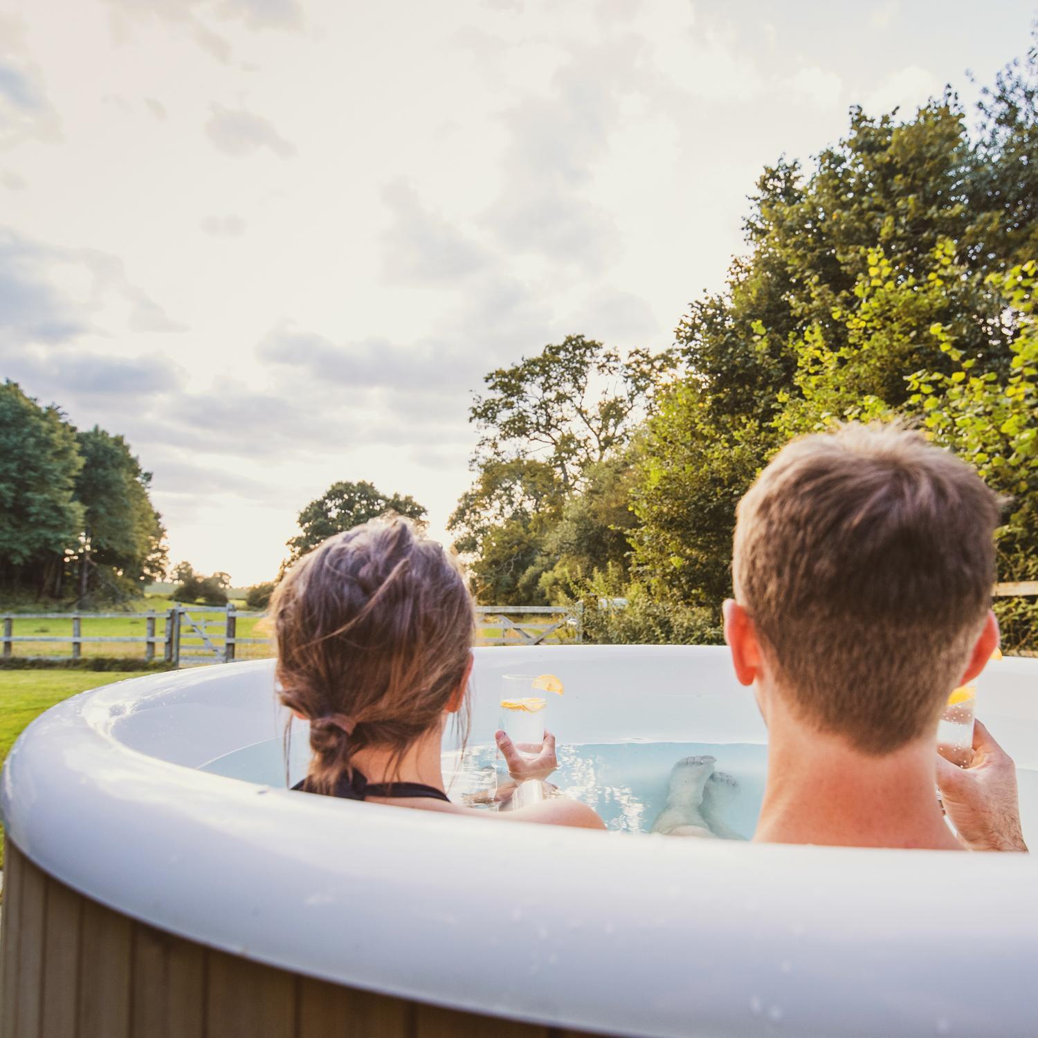 Отель The Hideaway At Hiddenwood Glamping Corsley Экстерьер фото